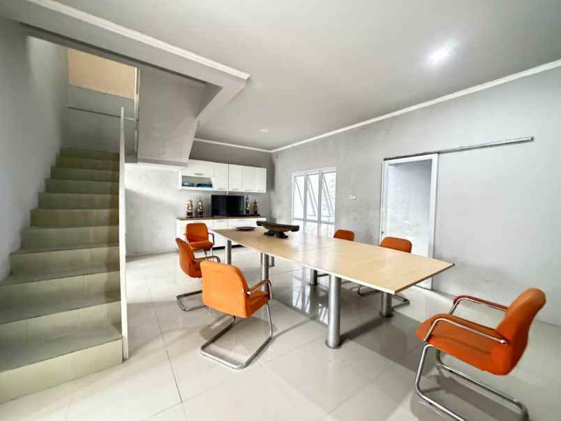 dijual rumah pucangsawit jebres surakarta