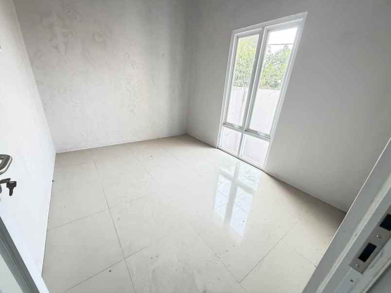 dijual rumah pucangsawit jebres surakarta