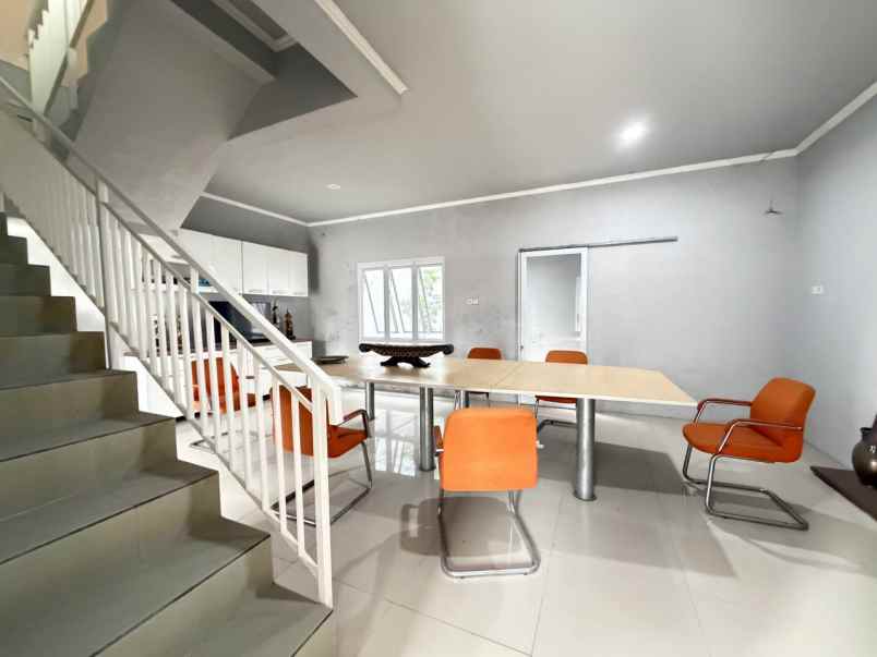dijual rumah pucangsawit jebres surakarta