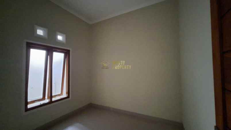 dijual rumah purwomartani