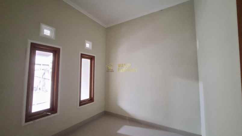 dijual rumah purwomartani