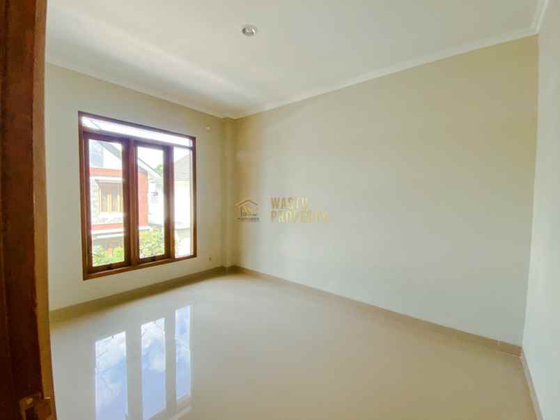 dijual rumah purwomartani kalasan sleman