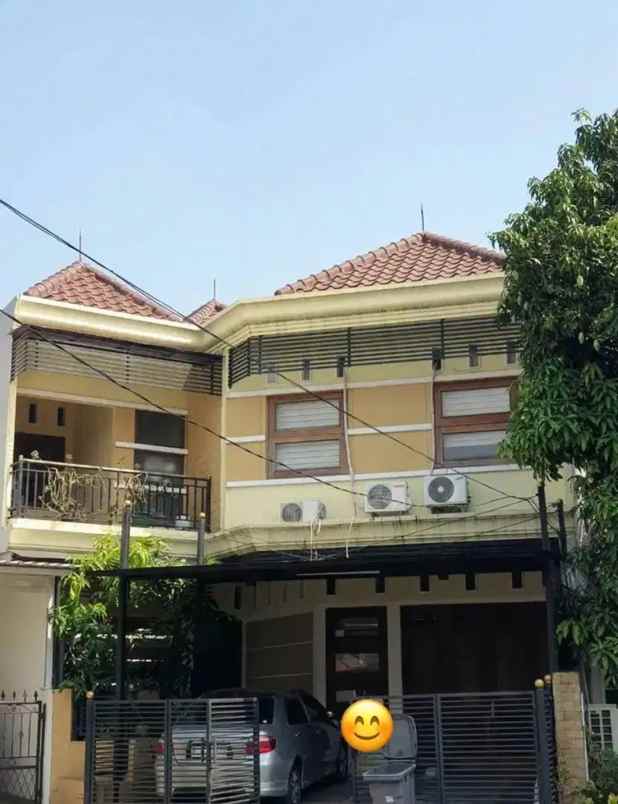 dijual rumah raffles hills cibubur