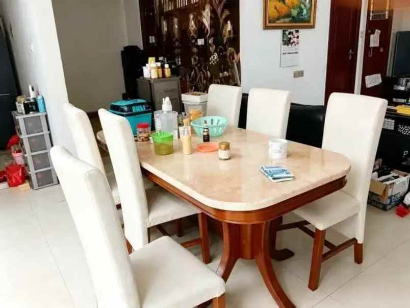 dijual rumah rawalumbu