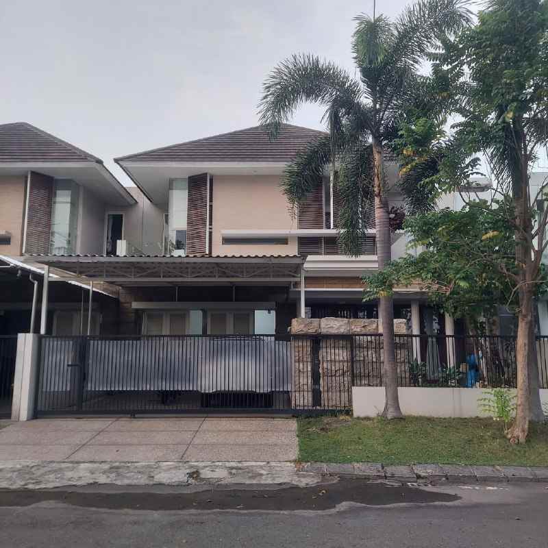 dijual rumah royal residence