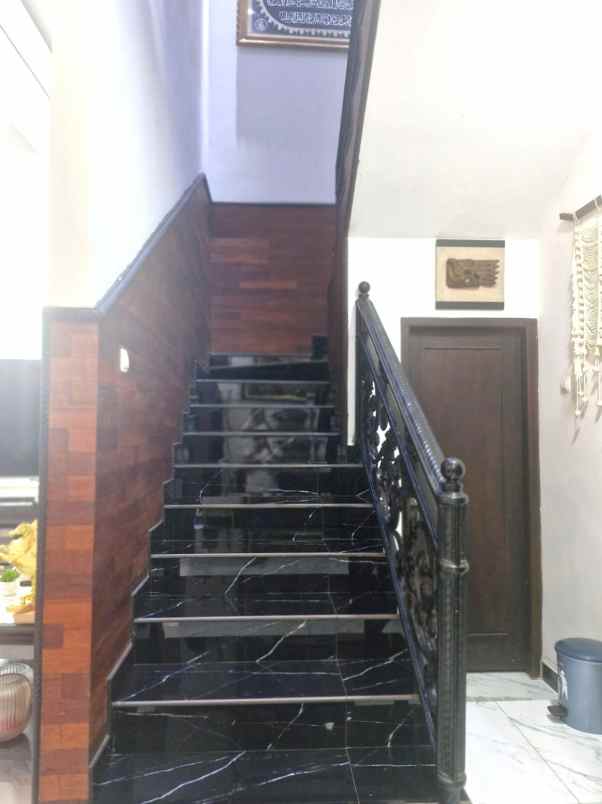 dijual rumah royal residence cakung