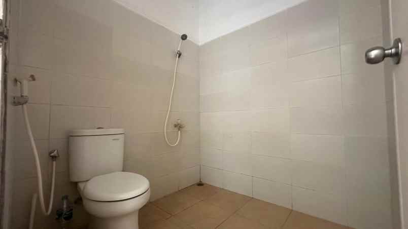 dijual rumah rungkut mapan timur