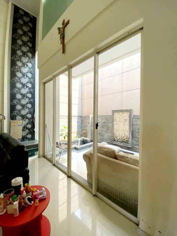 dijual rumah san diego