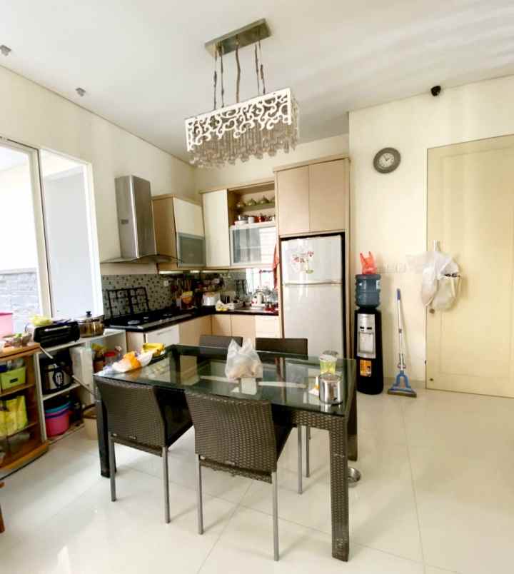 dijual rumah san diego