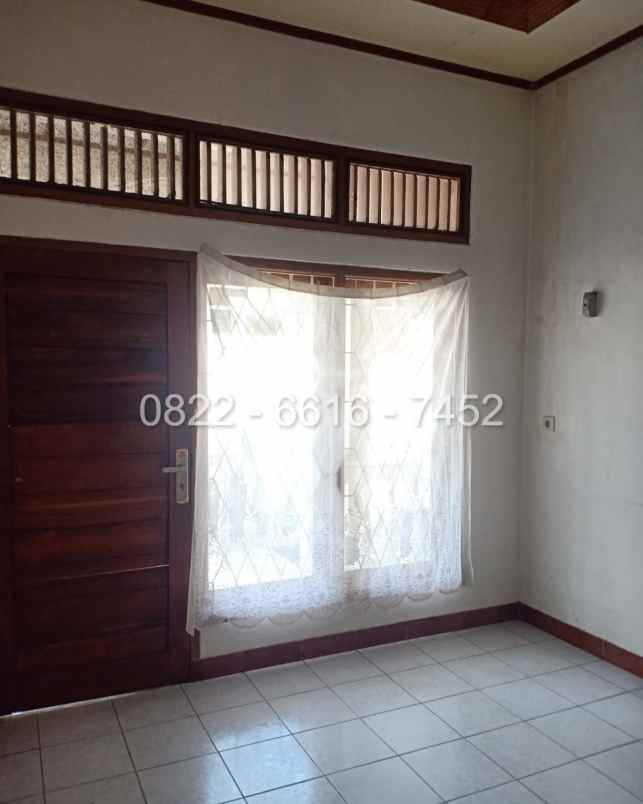 dijual rumah sariwangi regency