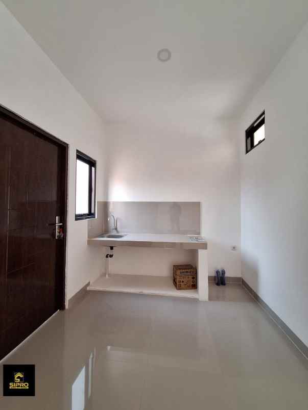 dijual rumah sawah baru ciputat