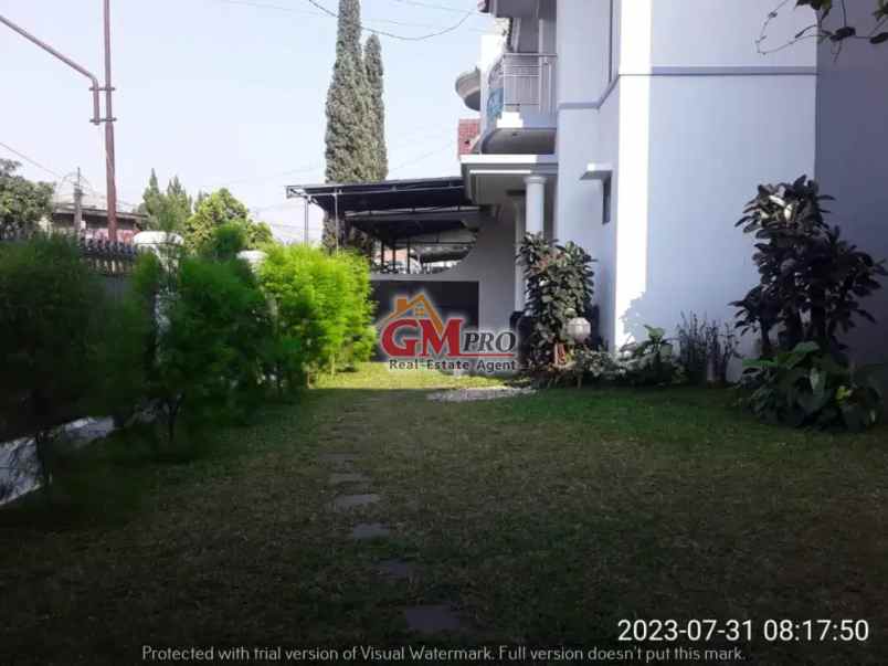 dijual rumah sayap bkr