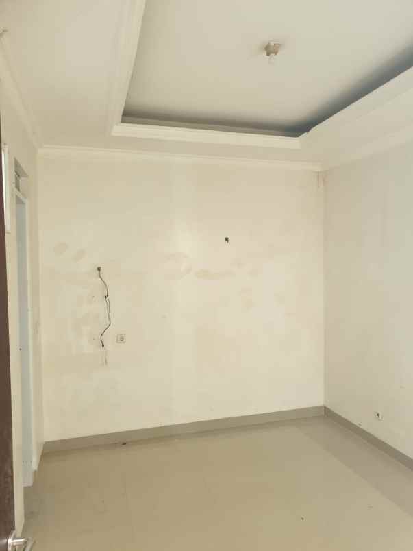 dijual rumah second di beji