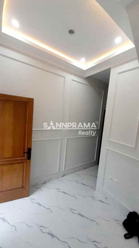 dijual rumah seru cipayung jakarta timur