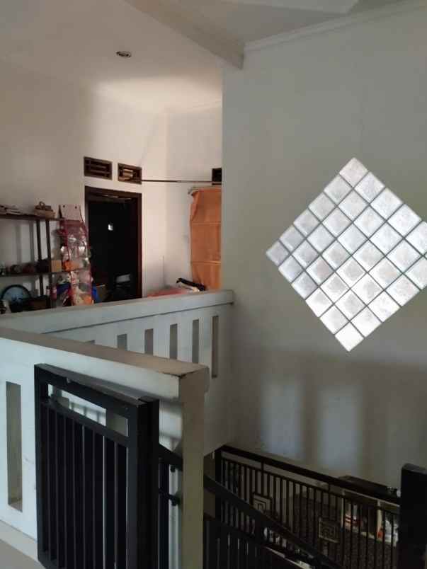 dijual rumah siap huni d pancoran mas depok