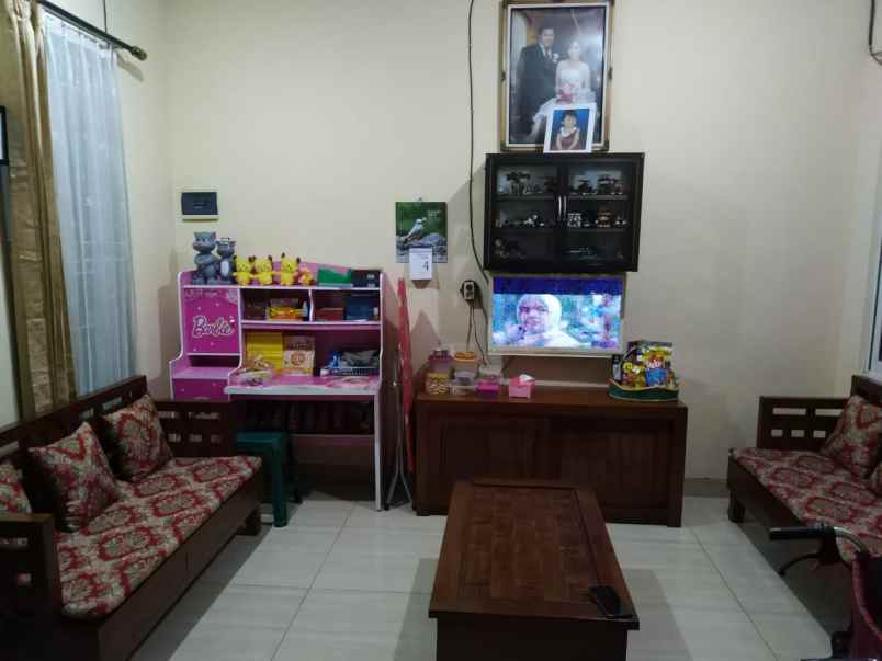 dijual rumah siap huni di bukit golf cibubur