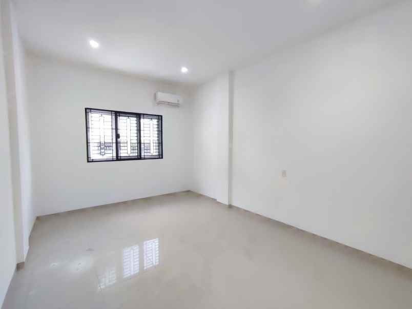 dijual rumah siap huni jalan lembu