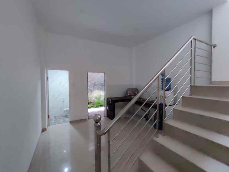 dijual rumah siap huni jalan lembu