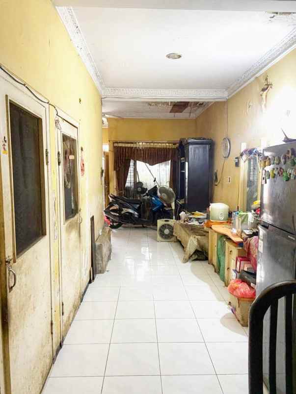 dijual rumah simo magerejo