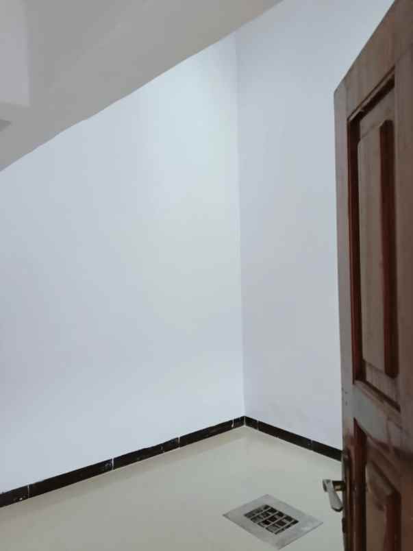 dijual rumah simo petemon