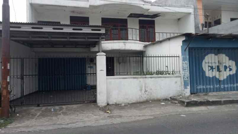 dijual rumah siwalankerto