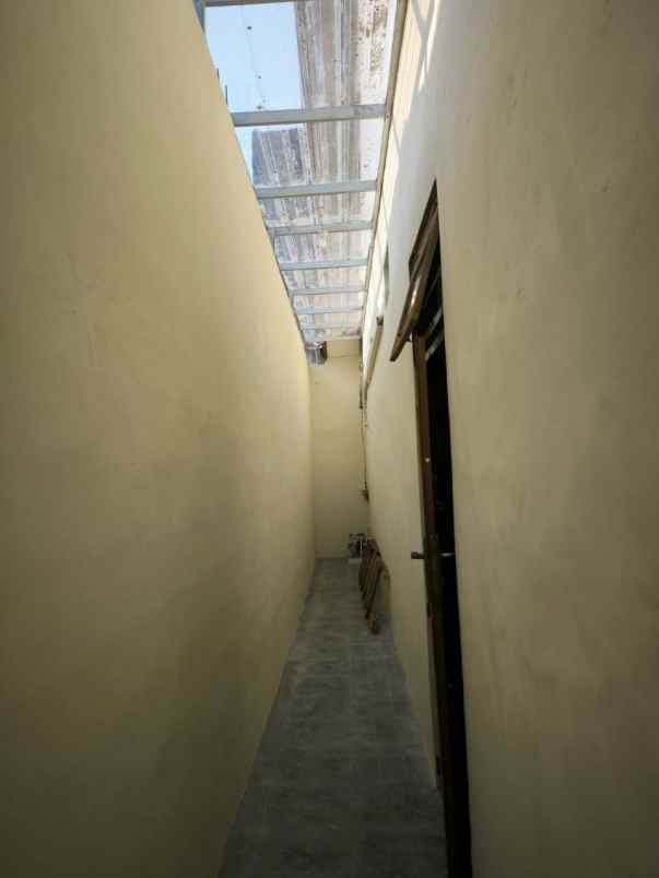 dijual rumah strategis di angke tamnora jakarta barat
