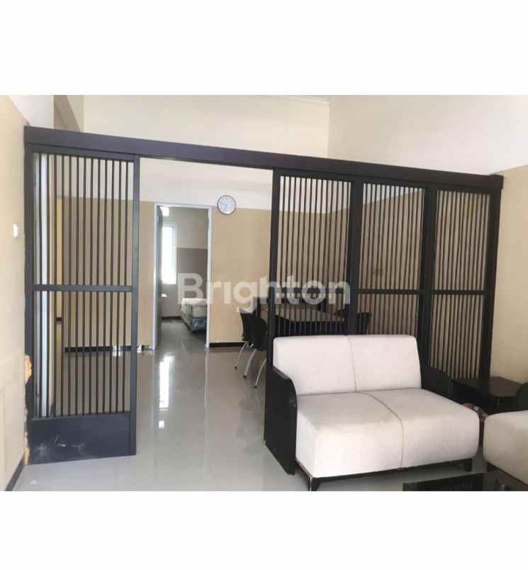 dijual rumah sukolilo dian regency
