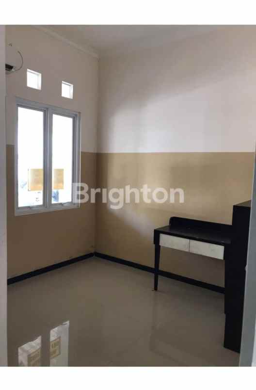 dijual rumah sukolilo dian regency