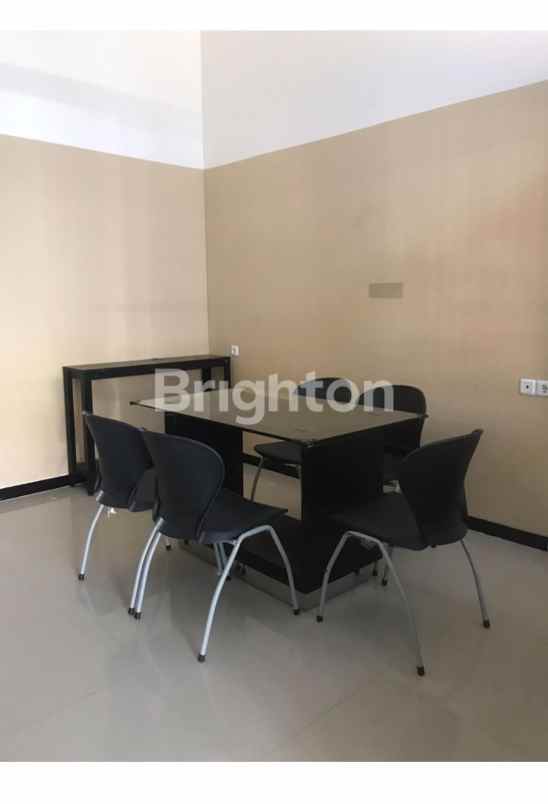 dijual rumah sukolilo dian regency