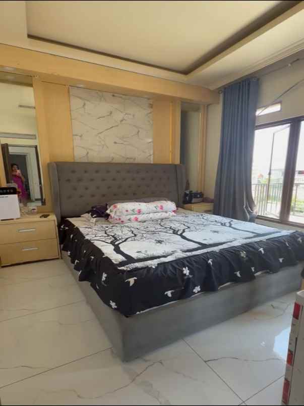 dijual rumah sumber sari