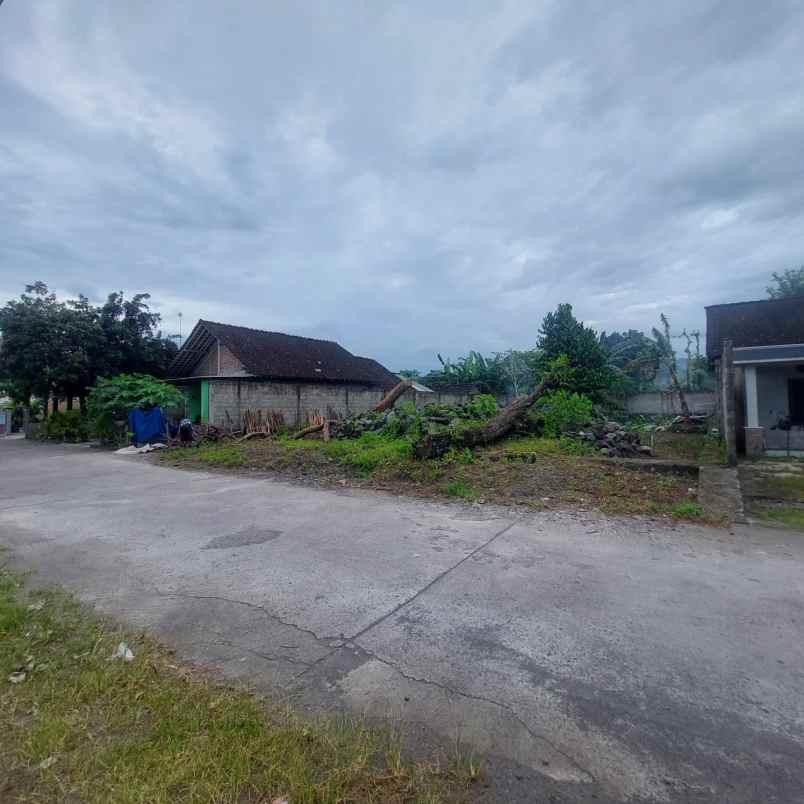 dijual rumah sumberharjo prambanan