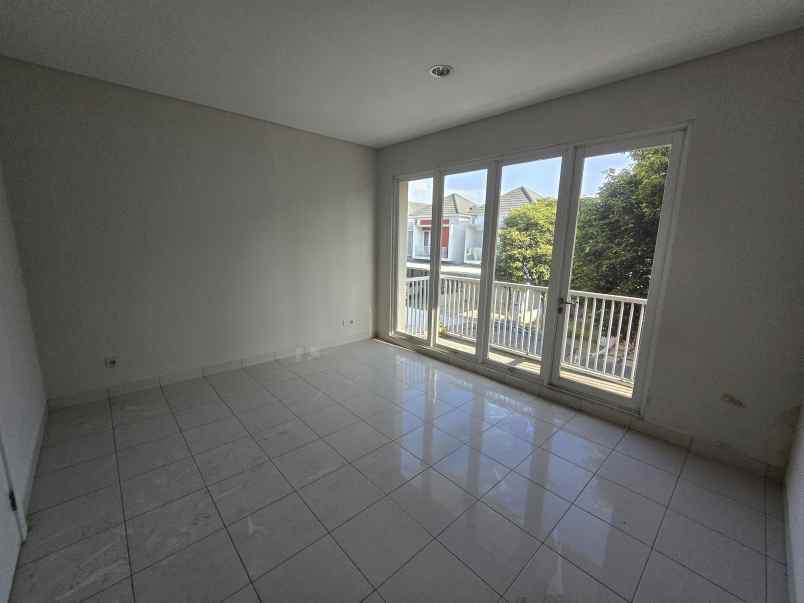 dijual rumah summarecin bekasi