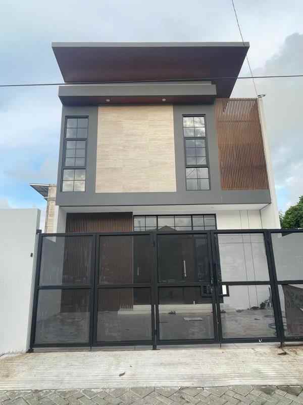dijual rumah sutorejo indah