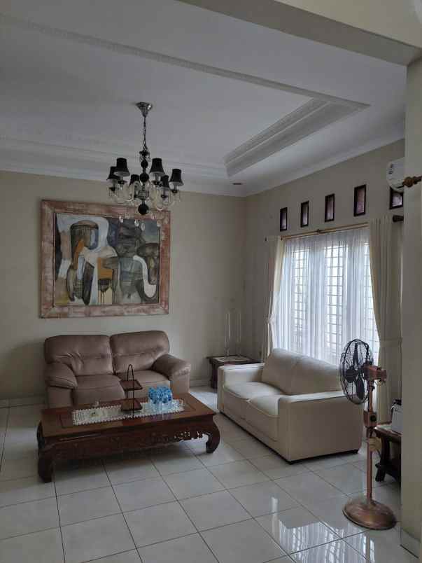 dijual rumah taman galaxy tab