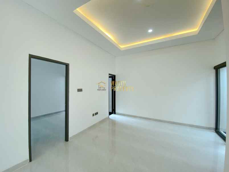 dijual rumah taman martani