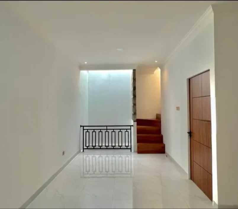 dijual rumah tanah baru beji depok
