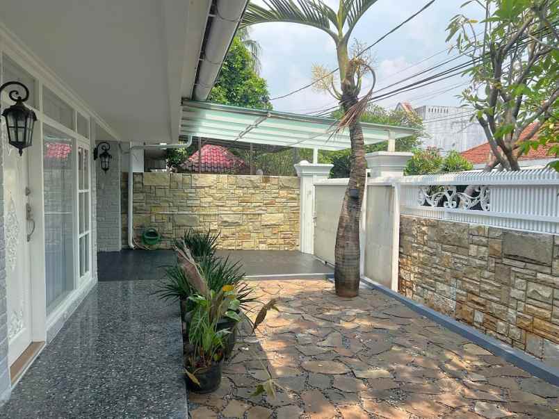 dijual rumah tebet barat jakarta selatan