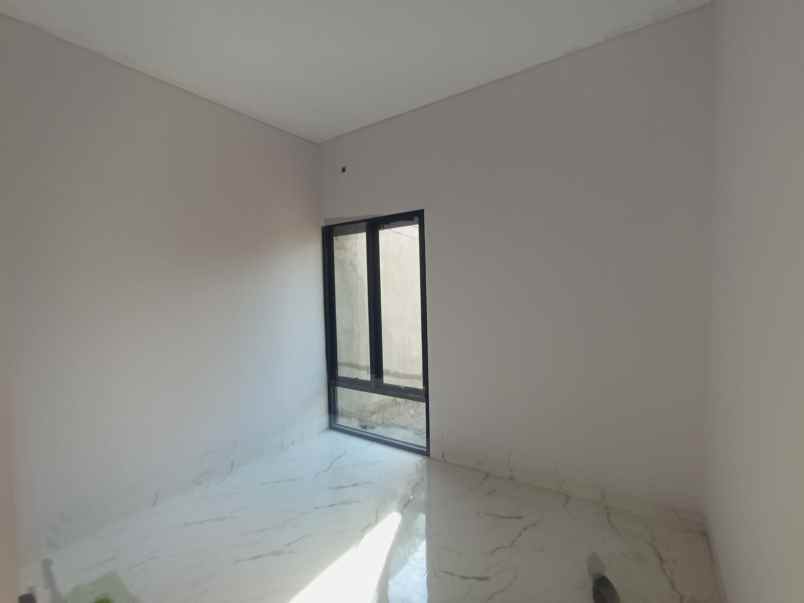 dijual rumah tegalrejo