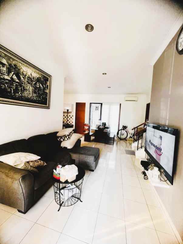 dijual rumah the green cluster bsd