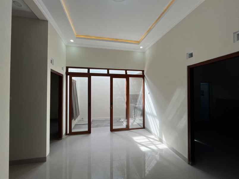 dijual rumah tirtoadi kec mlati