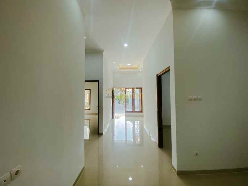 dijual rumah wedomartani