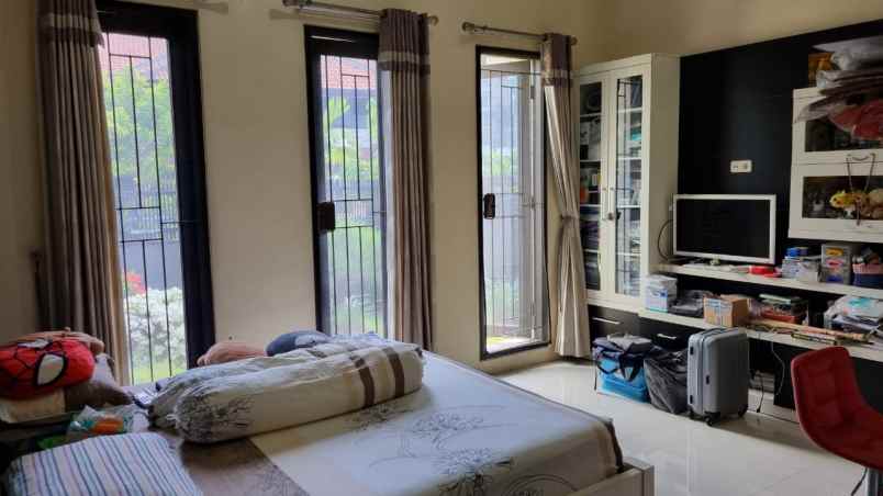 dijual rumah wisma mukti klampis