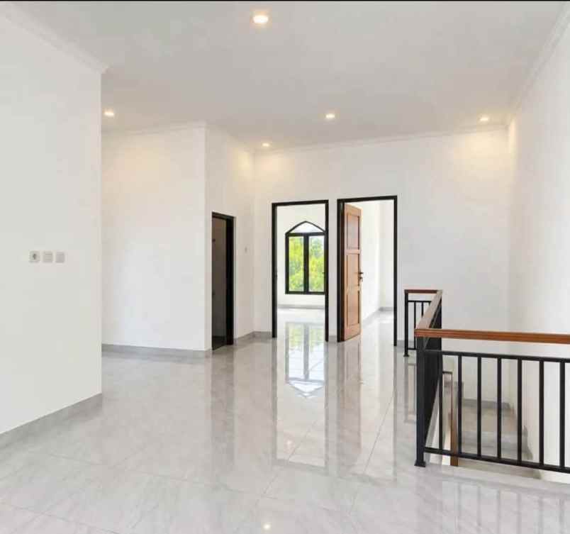 dijual rumah wonolelo