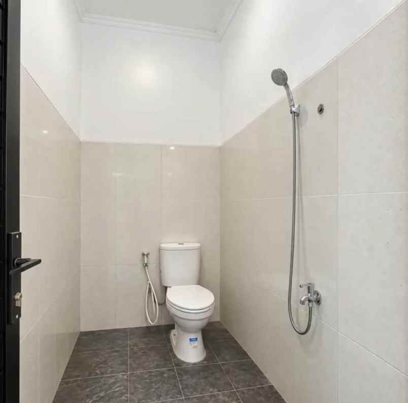 dijual rumah wonolelo
