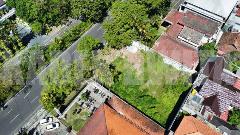 dijual tanah jalan moh yamin