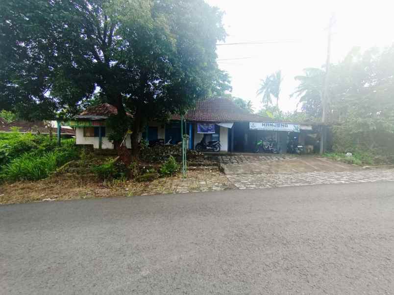 dijual tanah jl raya baturetno