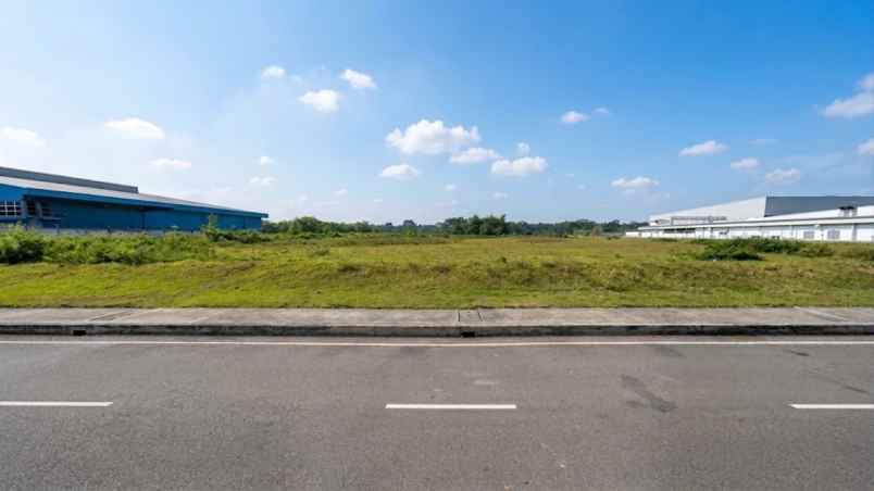 dijual tanah kawasan industri mm2100
