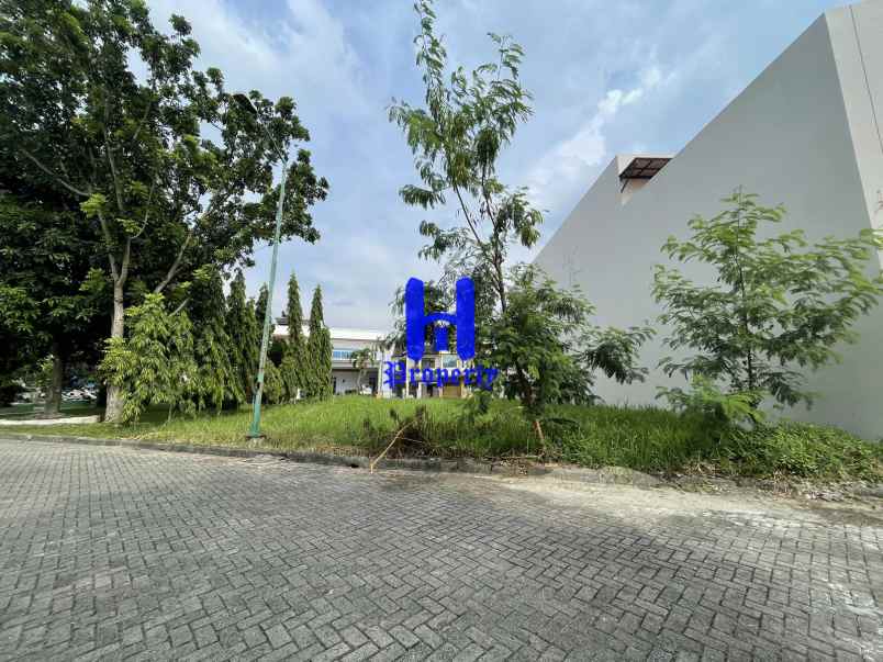 dijual tanah komplek graha metropolitan