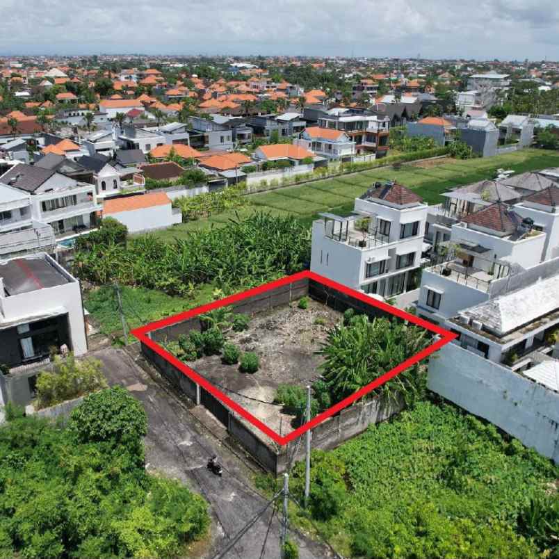 dijual tanah pantai berawa