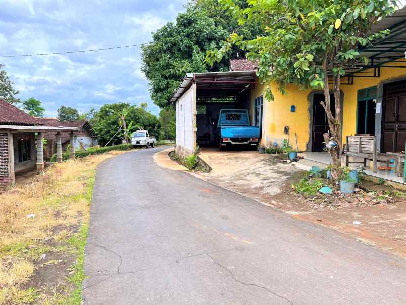 dijual tanah strategis 150 juta karanganyar